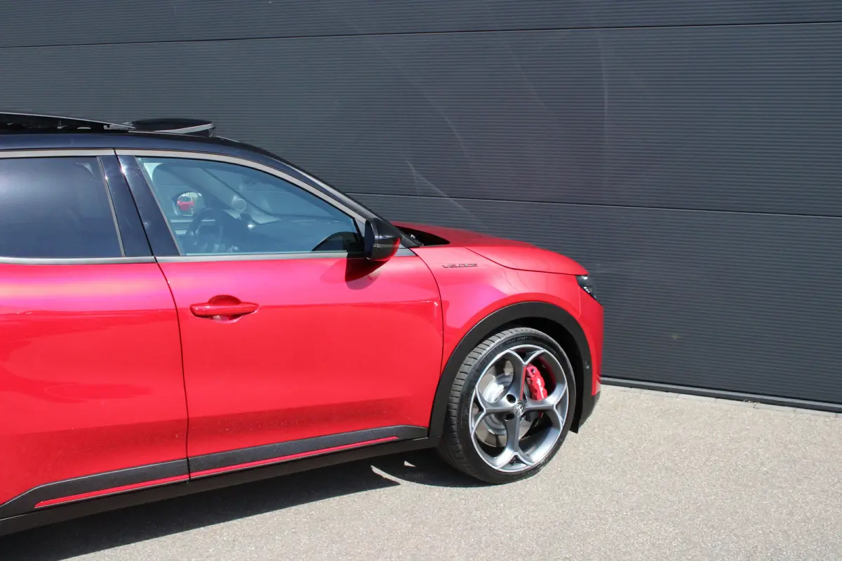 Elettrica Veloce 280pk 54 kWh | Nieuwprijs €55.000,- | Panorama/schuifdak | Sabelt sportstoelen | NL auto | 11.000km |