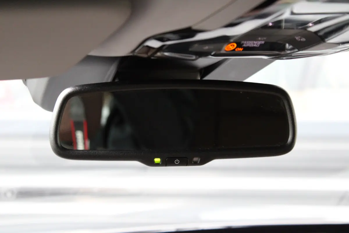 2.0 T AWD Super | Navigatie | Afneembare Trekhaak | 20" Lichtmetalen Velgen | Achteruitrijcamera