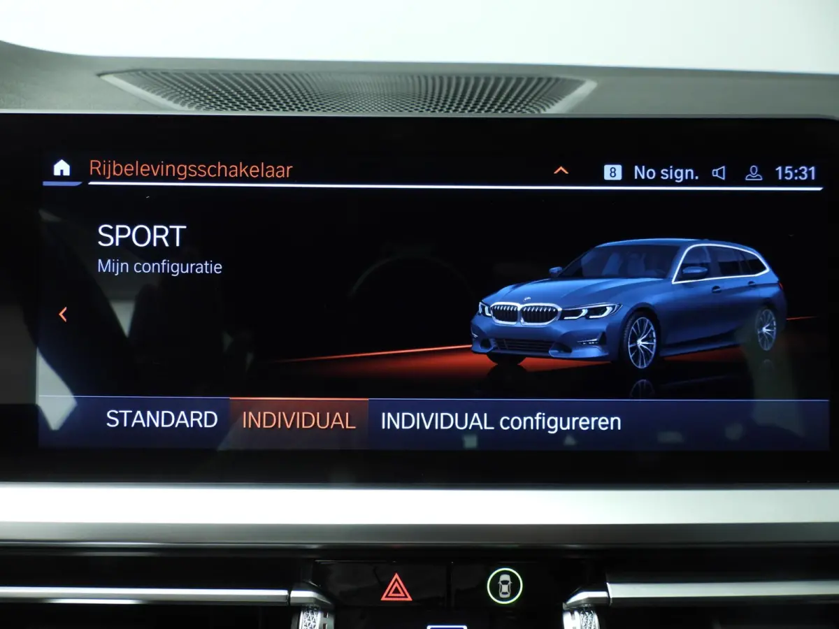 320i | LED | Navigatie | Sportstoelen | Stoelverwarming | Shadow Line | DAB | Hifi speakers | Alu 17 inch