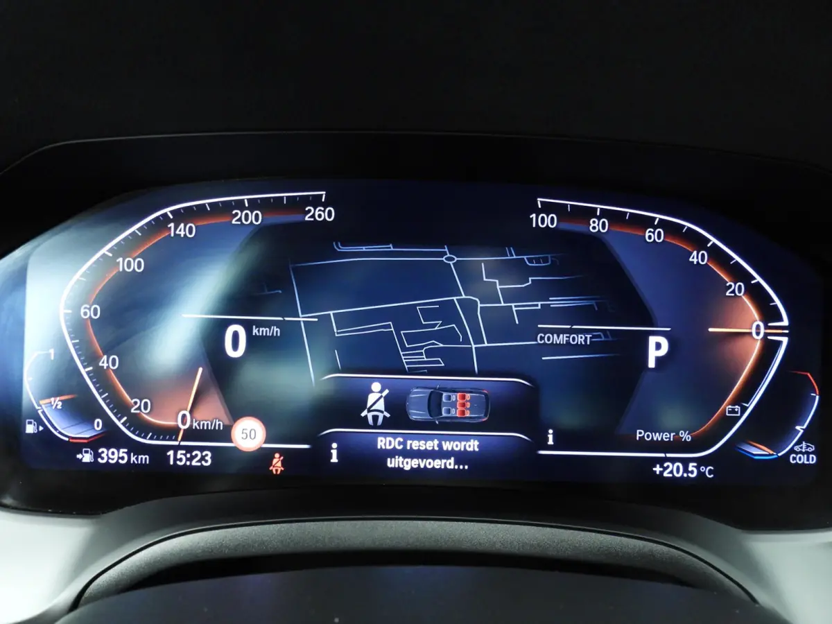 320i | LED | Navigatie | Sportstoelen | Stoelverwarming | Shadow Line | DAB | Hifi speakers | Alu 17 inch