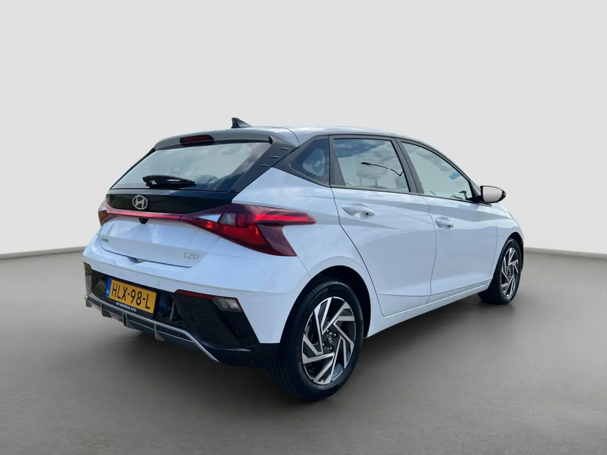 1.0 T-GDI 100pk Comfort | Airco | Camera | Carplay | Cruise control | Dodehoek detectie | Navigatie | Parkeersensoren | Digitaal cockpit | Lichtmetalen velgen