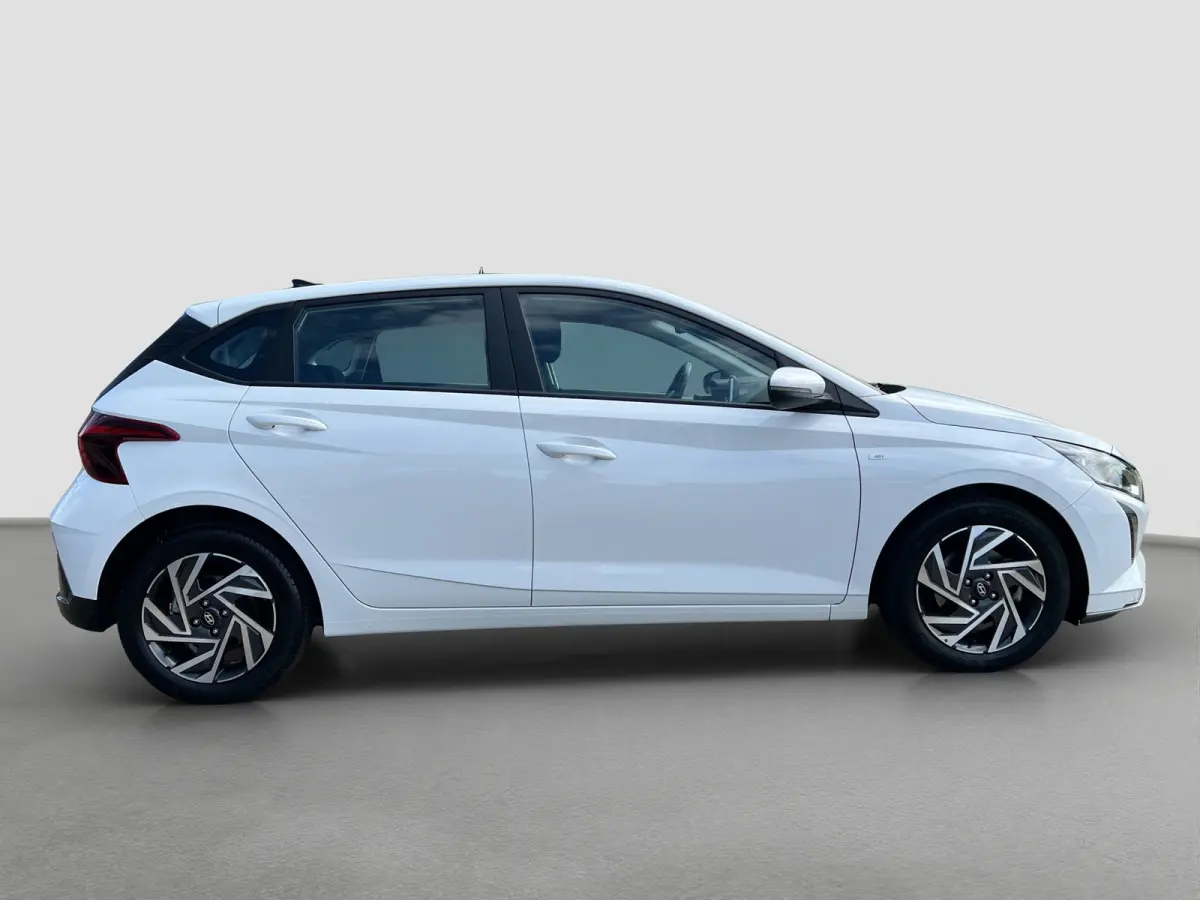 1.0 T-GDI 100pk Comfort | Airco | Camera | Carplay | Cruise control | Dodehoek detectie | Navigatie | Parkeersensoren | Digitaal cockpit | Lichtmetalen velgen