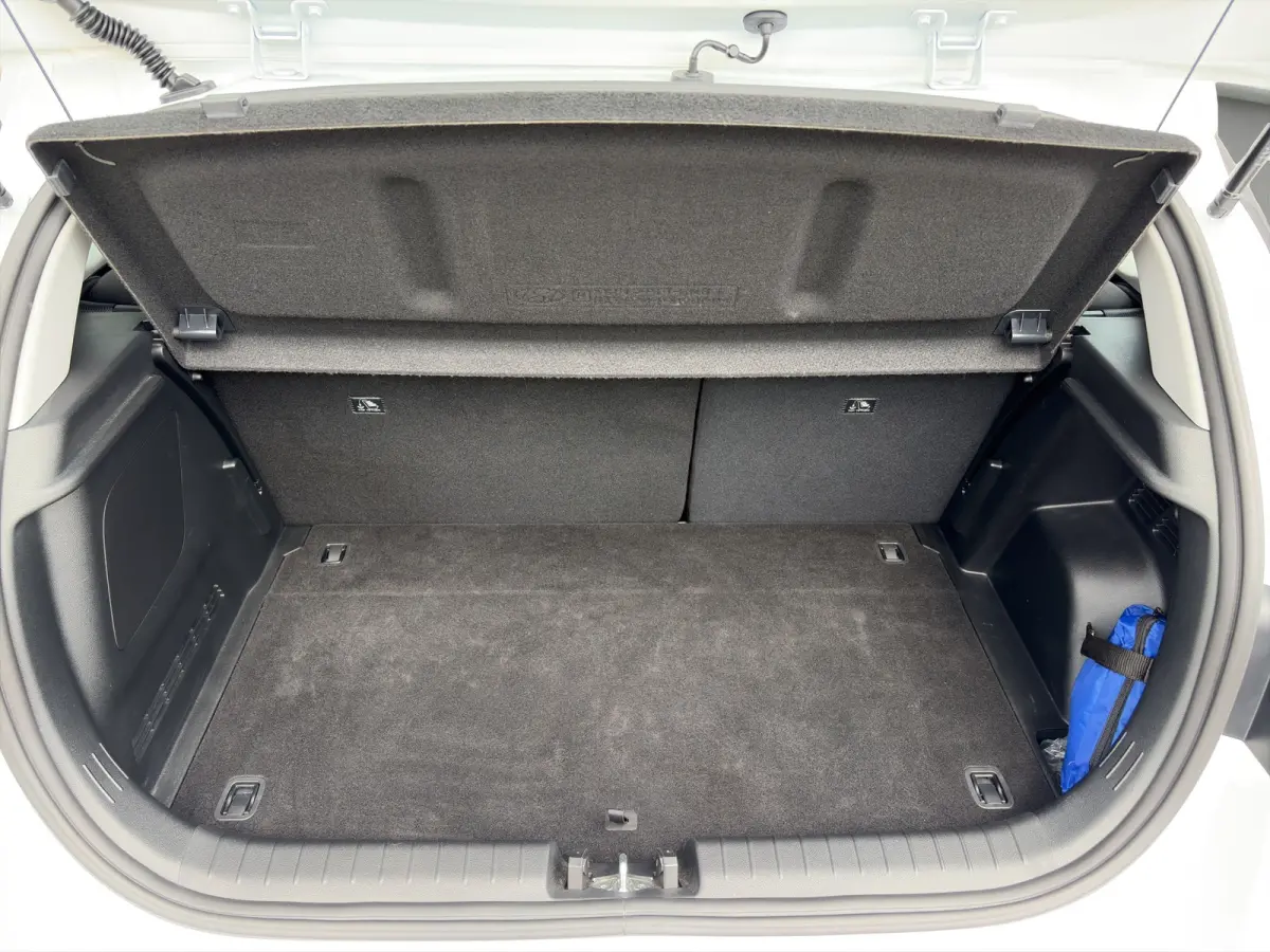 1.0 T-GDI 100pk Comfort | Airco | Camera | Carplay | Cruise control | Dodehoek detectie | Navigatie | Parkeersensoren | Digitaal cockpit | Lichtmetalen velgen