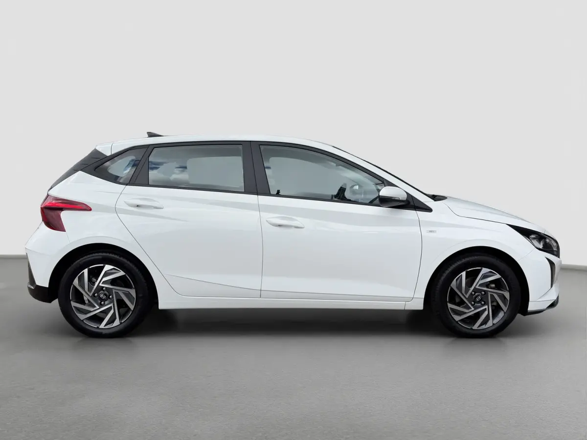 1.0 T-GDI 100pk Comfort | Airco | Camera | Carplay | Cruise control | Dodehoek detectie | Navigatie | Parkeersensoren | Digitaal cockpit | Lichtmetalen velgen