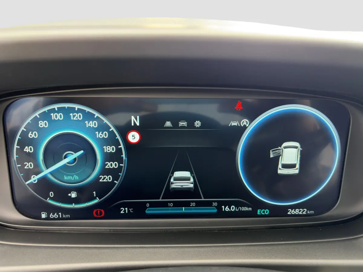 1.0 T-GDI 100pk Comfort | Airco | Camera | Carplay | Cruise control | Dodehoek detectie | Navigatie | Parkeersensoren | Digitaal cockpit | Lichtmetalen velgen