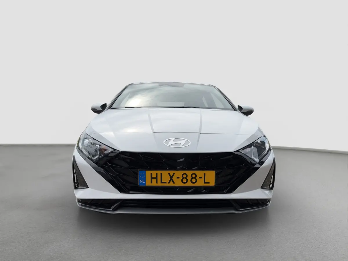 1.0 T-GDI 100pk Comfort | Airco | Camera | Carplay | Cruise control | Dodehoek detectie | Navigatie | Parkeersensoren | Digitaal cockpit | Lichtmetalen velgen