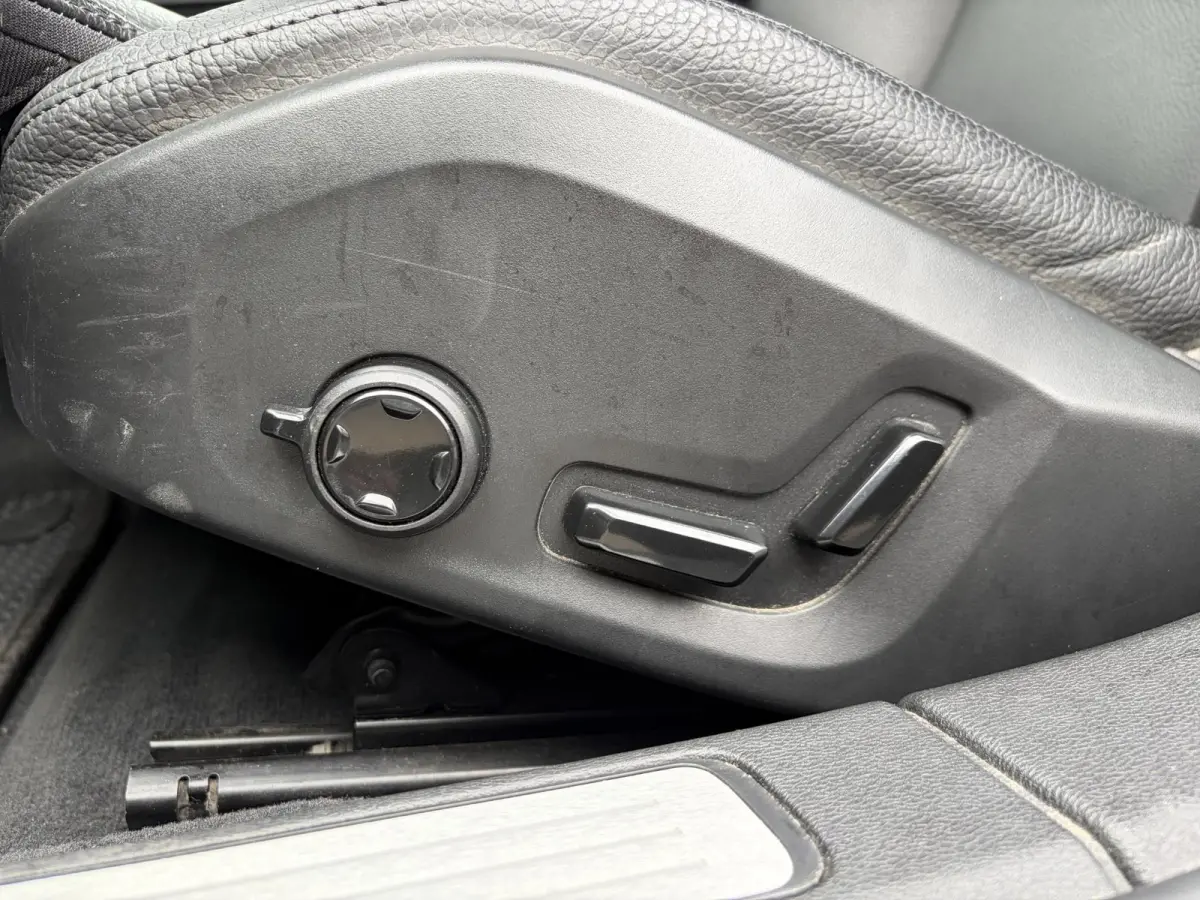 2.0 B3 Inscription ELEK. TREKHAAK | ELEK. STOELEN | ADAPT. CRUISE CONTROL | 12 MND BOVAG GARANTIE | STOEL + STUURVERWARMING | ELEK. ACHTERKLEP |