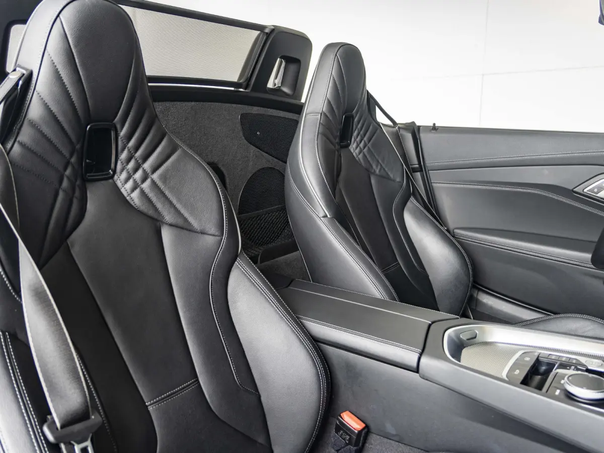 sDrive30i | High Executive | M Sportpakket | 19 inch | Stuurwielverwarming | Comfort Access | Driving Assistent | Head Up Display | Harman Kardon