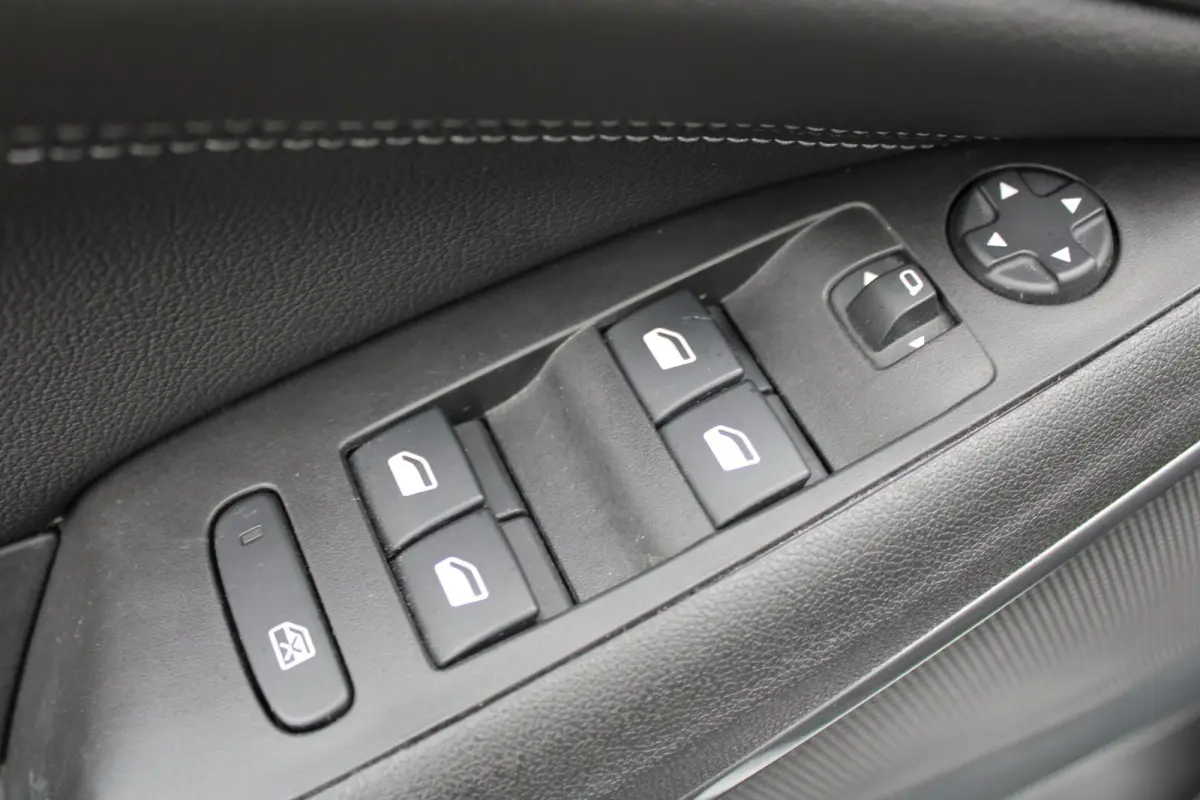 1.2 Turbo Elegance|Navi|Pdc|Clima|Camera