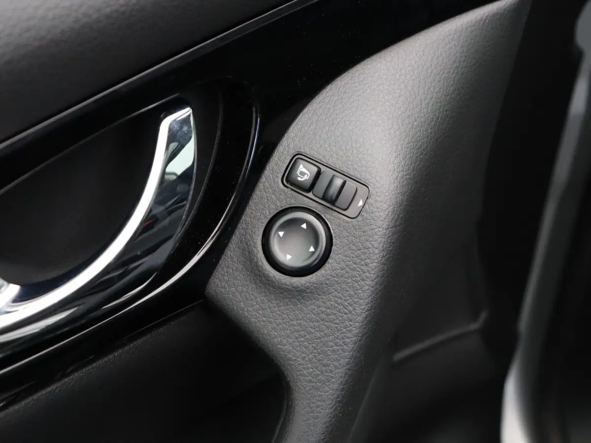 140pk DIG-T N-Connecta | Trekhaak | Panorama dak | Android auto & Apple carplay |