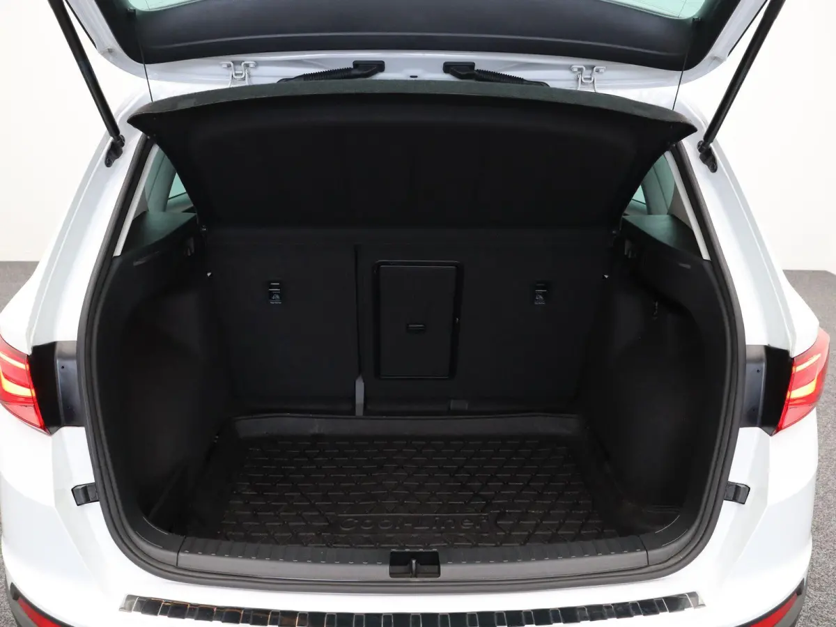 1.0 EcoTSI Style Business Intense | Trekhaak | Led | Carplay | Climate control |