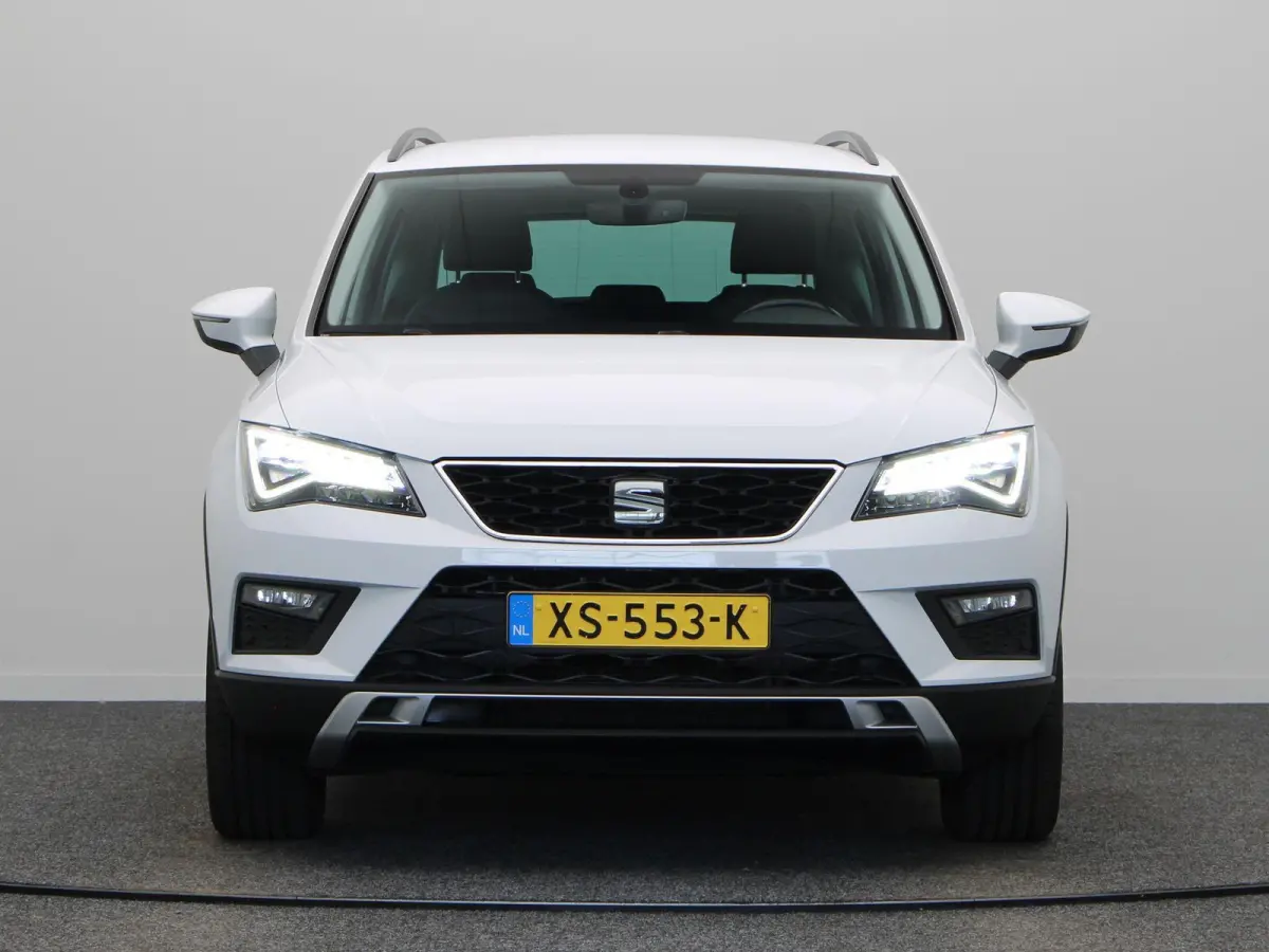 1.0 EcoTSI Style Business Intense | Trekhaak | Led | Carplay | Climate control |