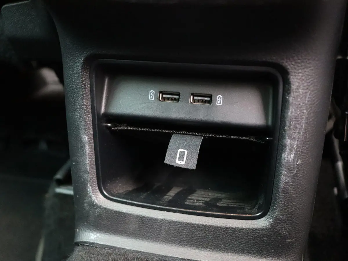 1.0 EcoTSI Style Business Intense | Trekhaak | Led | Carplay | Climate control |
