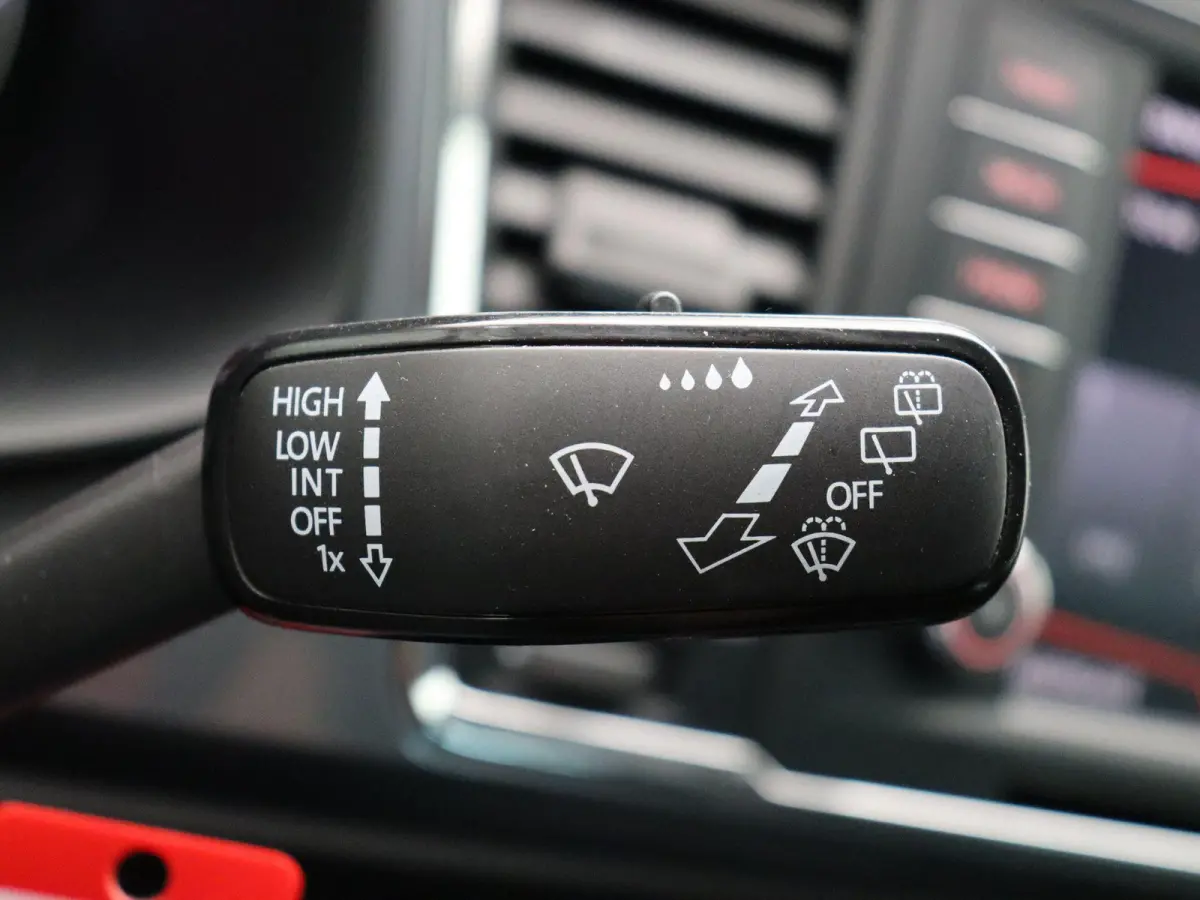 1.0 EcoTSI Style Business Intense | Trekhaak | Led | Carplay | Climate control |