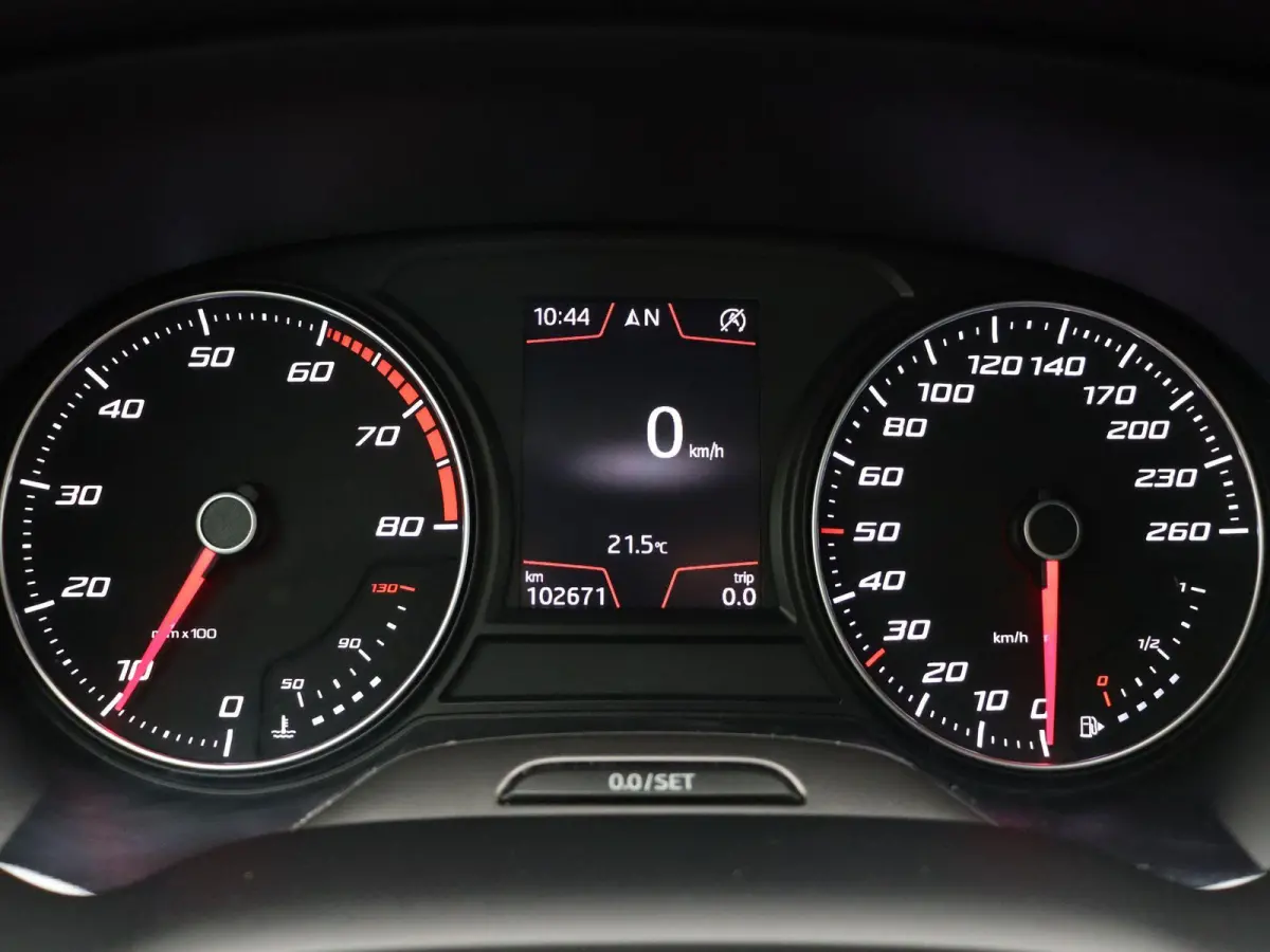 1.0 EcoTSI Style Business Intense | Trekhaak | Led | Carplay | Climate control |