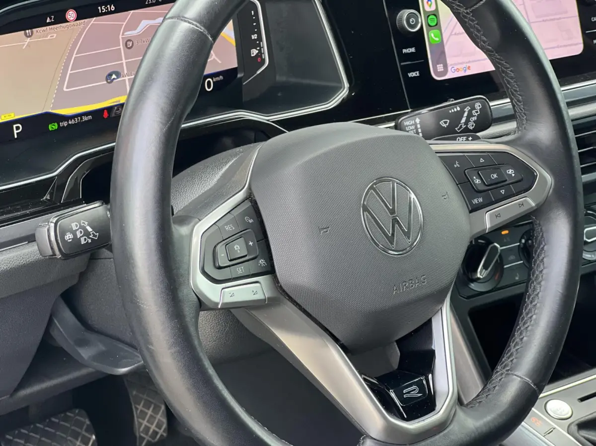 1.0 TSI R-Line|IQ Light|Dodehoek|Keyless|Virtual|Carplay|Sfeer|
