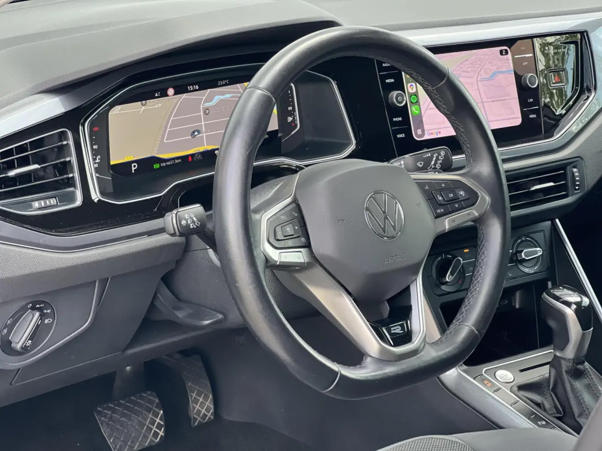 1.0 TSI R-Line|IQ Light|Dodehoek|Keyless|Virtual|Carplay|Sfeer|