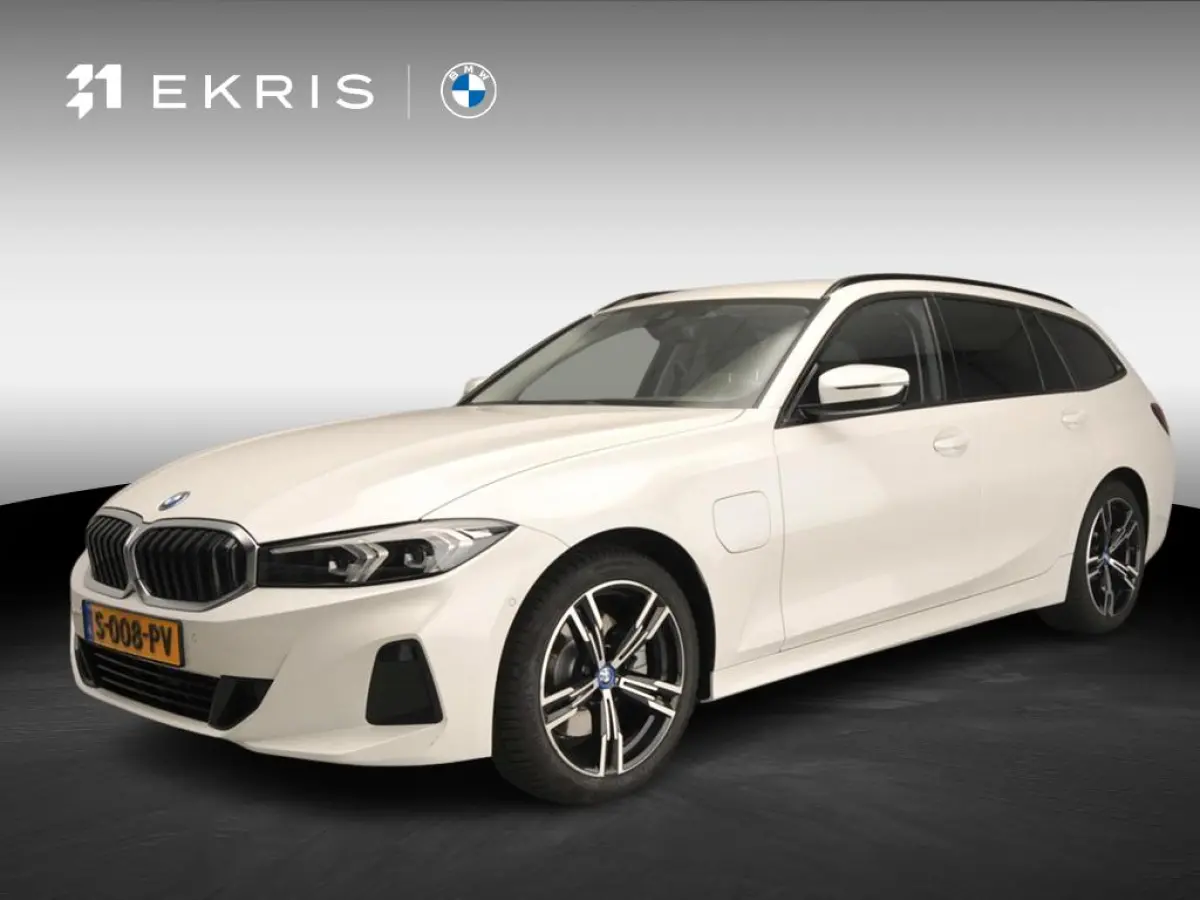320e | LED | Leder | Navigatie | Sportstoelen | Elektr. zetels | Keyles go | DAB | Hifi speakers | Alu 17 inch