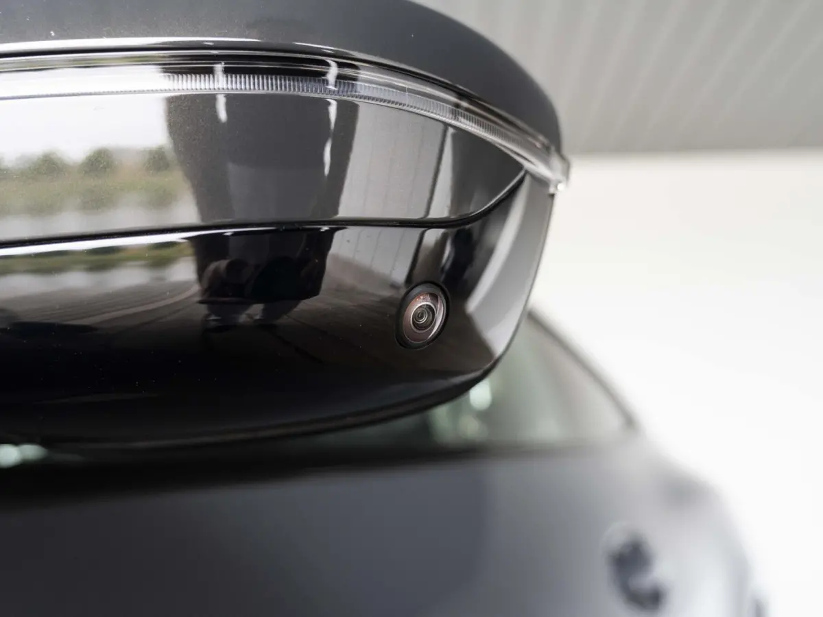 M440i xDrive | High Executive | M Sportpakket | 19 inch | Stuurwielverwarming | M Sportremsysteem Blau | M Adaptief onderstel | Elektrisch glazen schuif-/kanteldak | Driving Assistant Profes