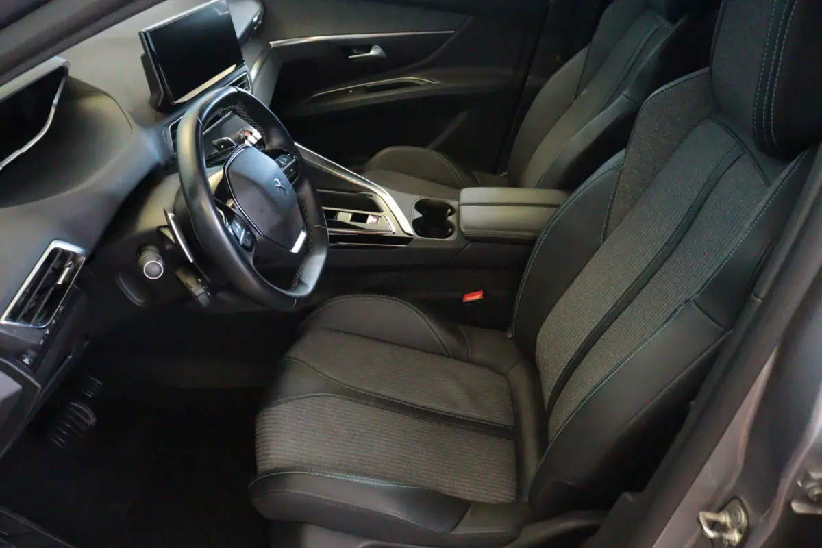 1.6 HYbrid 225 Allure Pack Business | NAVI / APPCONNECT | CAMERA + PDC | STOELVERW | ADAP CRUISE | LANE-KEEPING / WARNING |