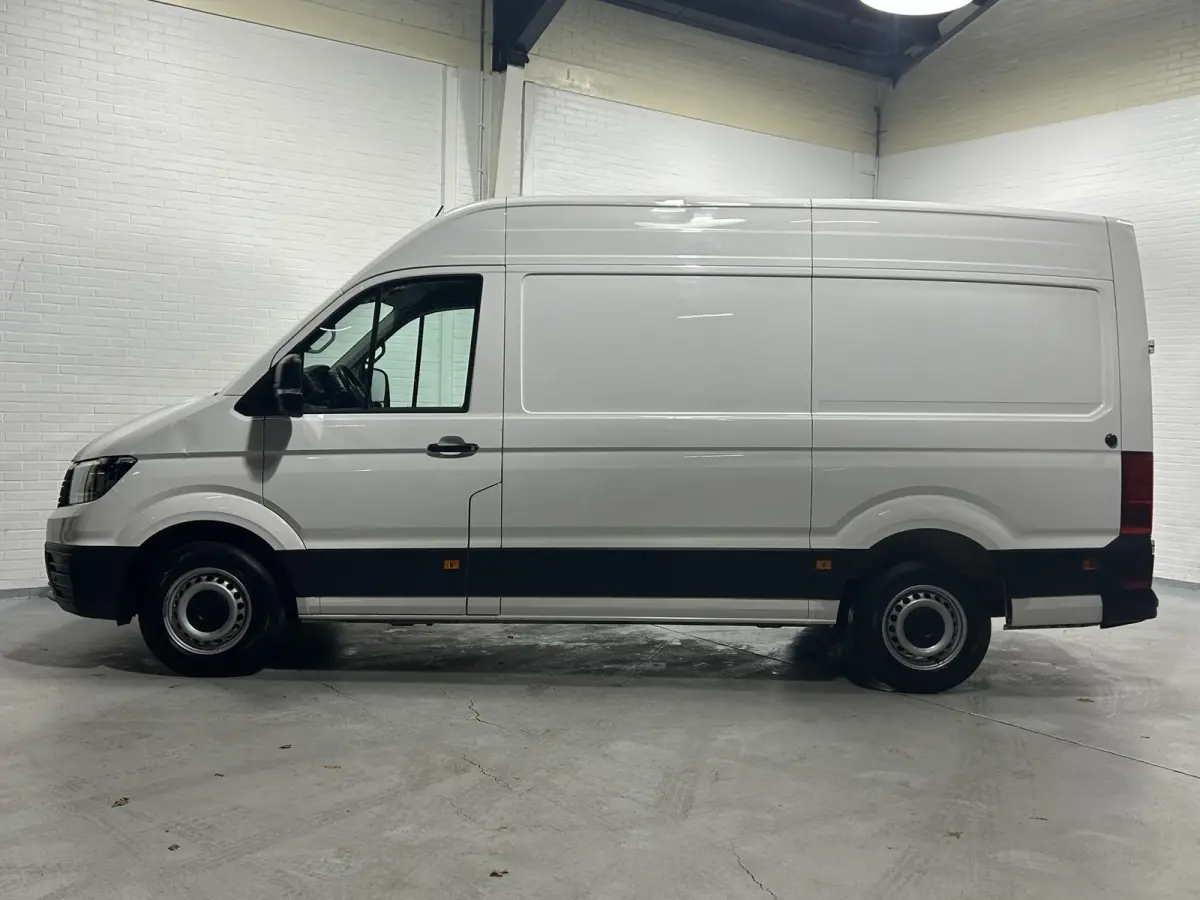 2.0 TDI 140 pk L3H3 Navi, Camera, Cruise Control Airco, Laadruimte Pakket, PDC V+A, Geveerde Stoel, 3-Zits