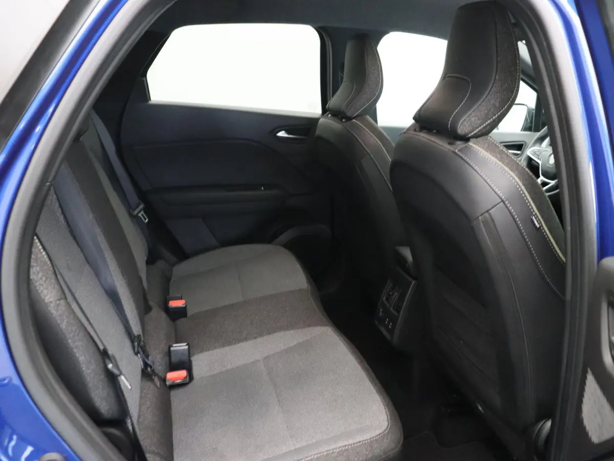 1.6 E-Tech full hybrid 145 techno | Adaptieve Cruise Control | Navigatie | Achteruitrij camera | Parkeersensoren rondom |