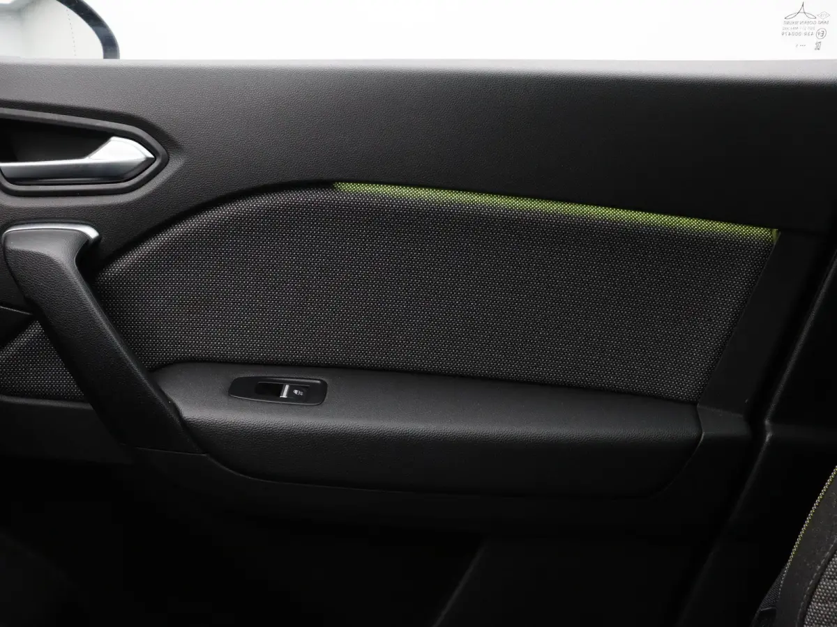 1.6 E-Tech full hybrid 145 techno | Adaptieve Cruise Control | Navigatie | Achteruitrij camera | Parkeersensoren rondom |