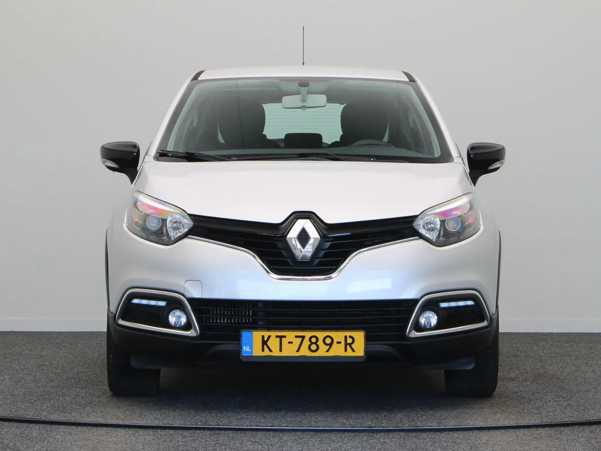 TCe 90pk Expression | Cruise control | Airco | Navigatie | All season banden |