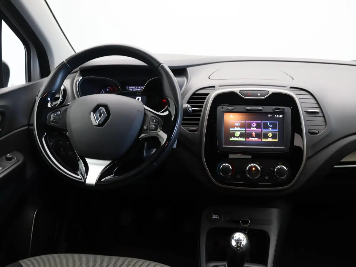 TCe 90pk Expression | Cruise control | Airco | Navigatie | All season banden |