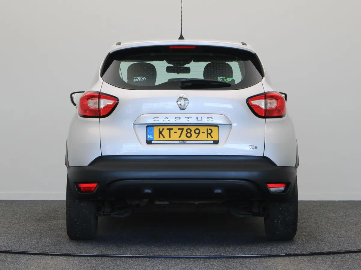 TCe 90pk Expression | Cruise control | Airco | Navigatie | All season banden |