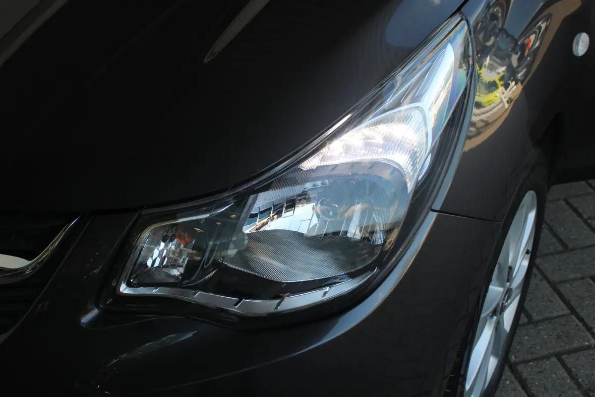 1.0 ecoFLEX Innovation | Climate control | Parkeersensoren achter | Lederen bekleding | lichtmetalen velgen |