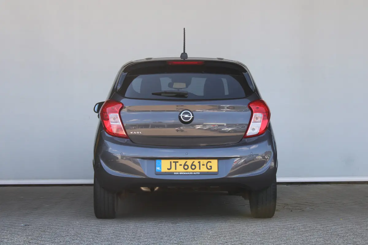 1.0 ecoFLEX Innovation | Climate control | Parkeersensoren achter | Lederen bekleding | lichtmetalen velgen |