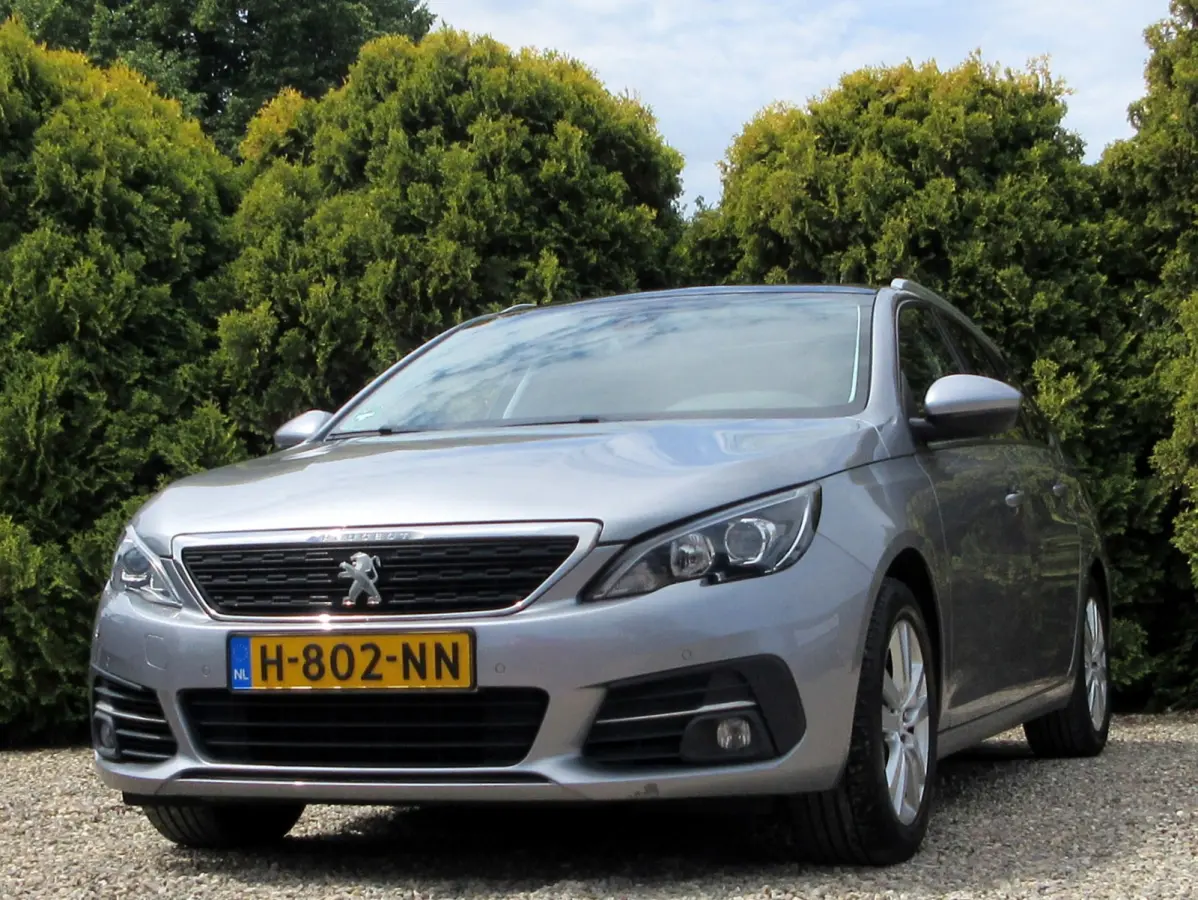 1.2 PureTech Executive * Navi * Pano.dak *