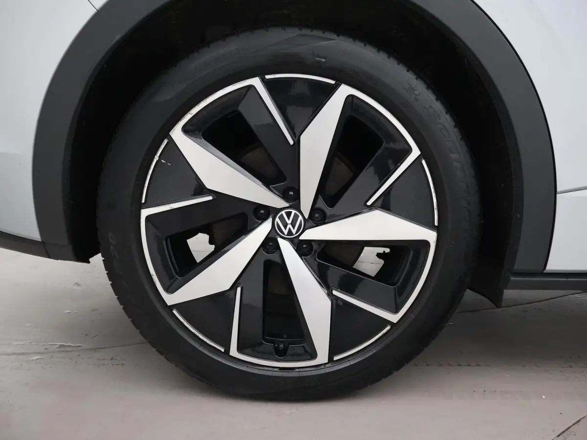 GTX 4MOTION 77 kWh 300 PK + PANORAMA | 360 CAMERA | 20 INCH | STUUR/STOELVERW.