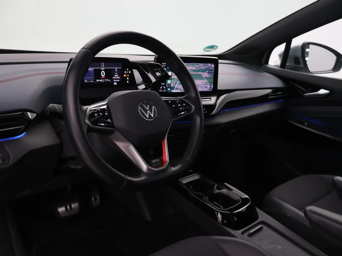 GTX 4MOTION 77 kWh 300 PK + PANORAMA | 360 CAMERA | 20 INCH | STUUR/STOELVERW.
