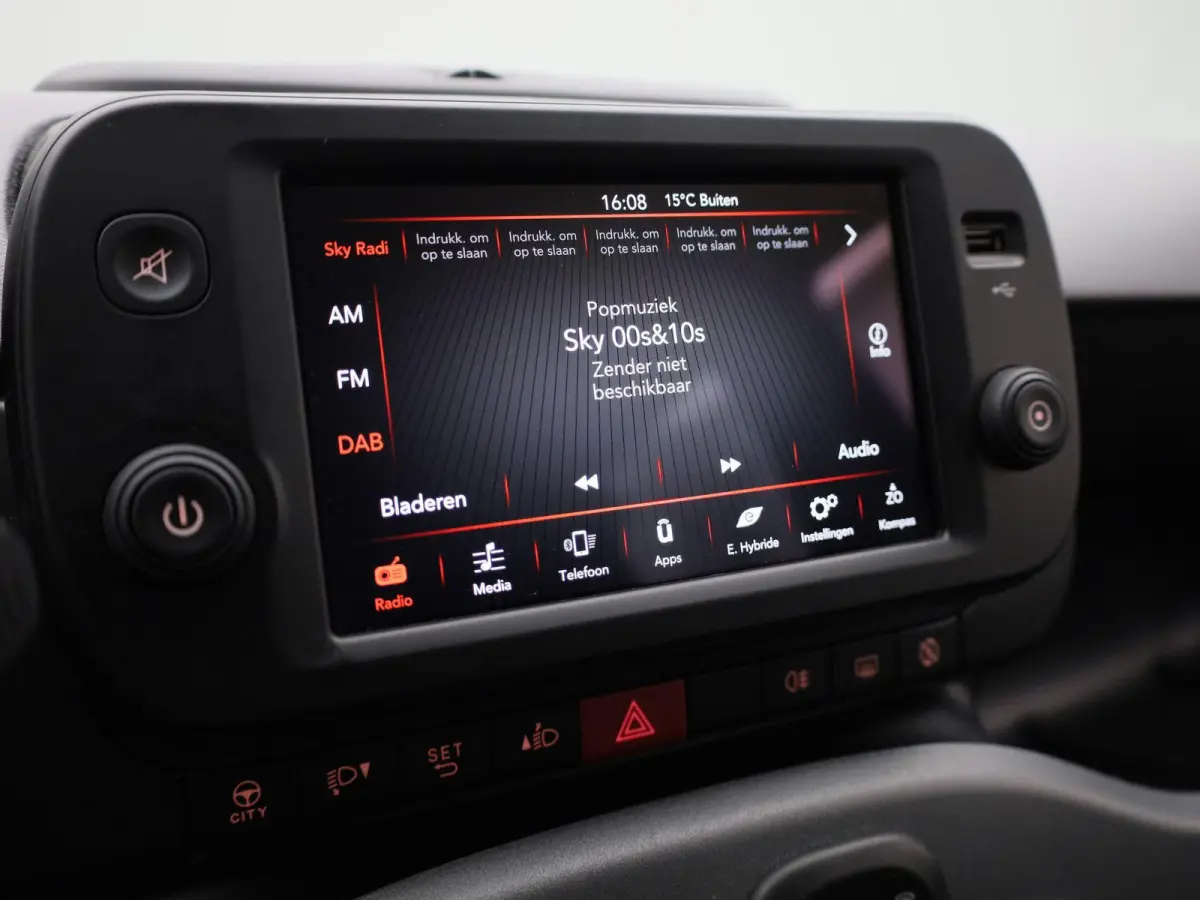 1.0 Hybrid City Life | Apple Carplay / Android Auto | Airco | Cruise Control | Bluetooth | DAB |