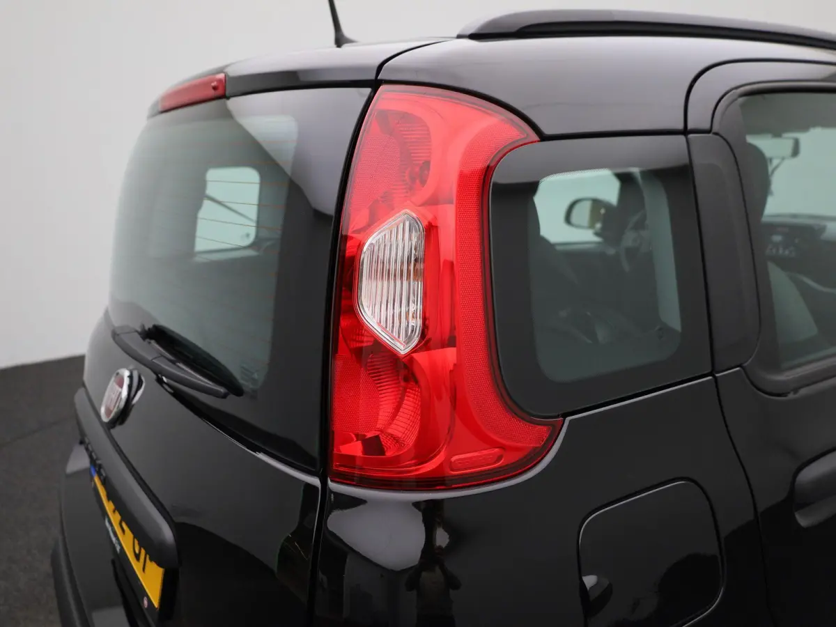 1.0 Hybrid City Life | Apple Carplay / Android Auto | Airco | Cruise Control | Bluetooth | DAB |