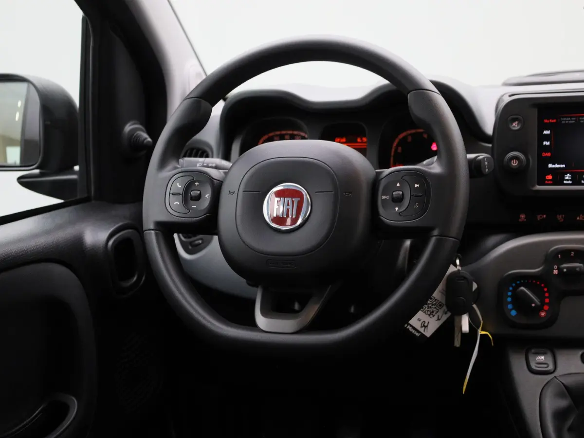 1.0 Hybrid City Life | Apple Carplay / Android Auto | Airco | Cruise Control | Bluetooth | DAB |
