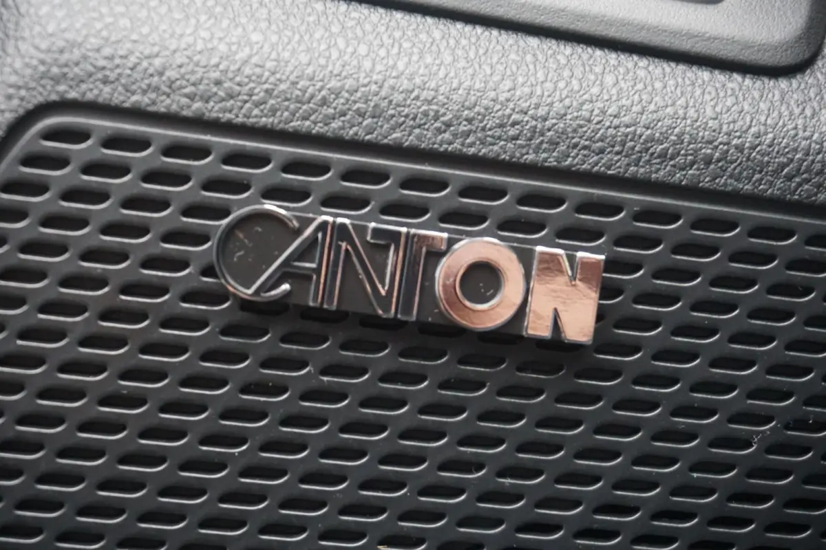 1.5 TSI 150pk DSG MHEV Sportline Tour | Canton Audio | Head-up | Trekhaak