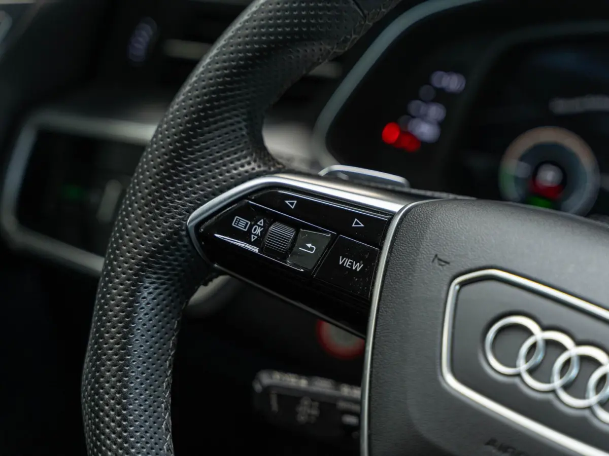 55 TFSI e quattro Pro Line S Competition 20'
