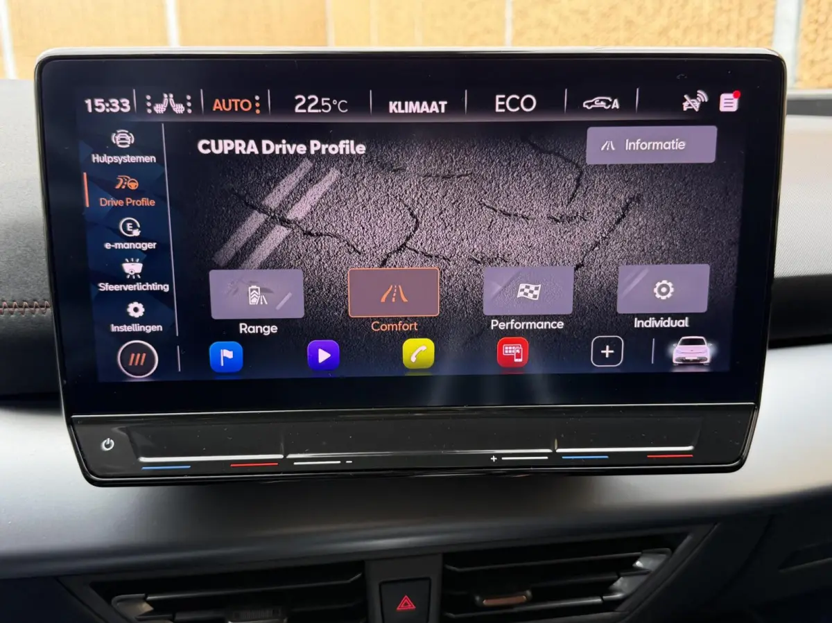 Adrenaline One 62 kWh SoH 91,21% Stuur en- stoelverwarming | LED verlichting | Apple CarPlay/Android Auto | Cruise control adaptief | Climate control | Parkeersensoren voor en achter | Achte