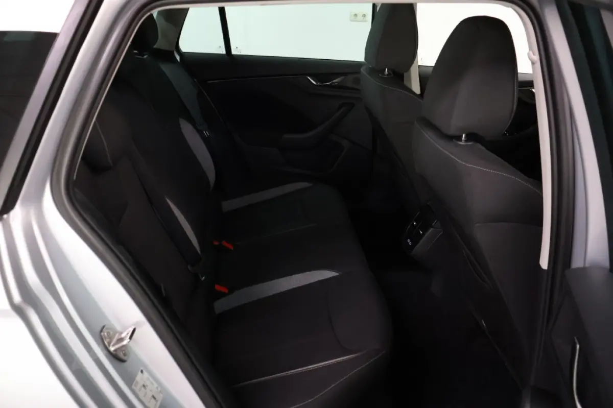 1.5 TSI Sport Edition | Two-Tone
