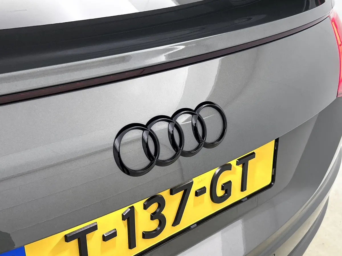 40 TFSI Pro Line S | Navigatie | Stoelverwarming | Camera | 20 Inch Velgen | Airco | rode remklauwen | B&O audio |