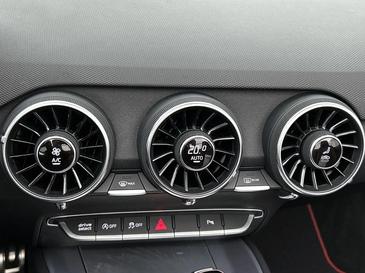 40 TFSI Pro Line S | Navigatie | Stoelverwarming | Camera | 20 Inch Velgen | Airco | rode remklauwen | B&O audio |