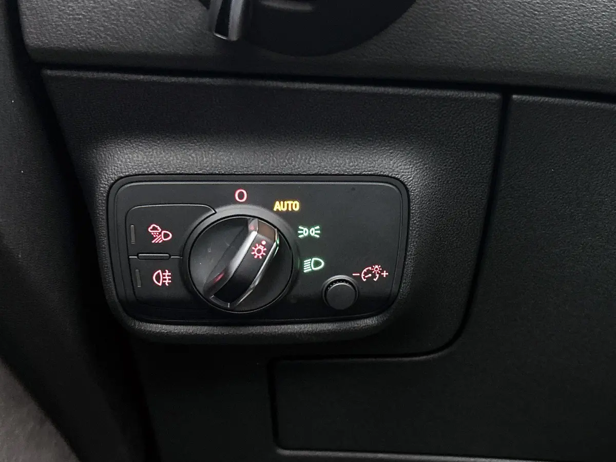 40 TFSI Pro Line S | Navigatie | Stoelverwarming | Camera | 20 Inch Velgen | Airco | rode remklauwen | B&O audio |