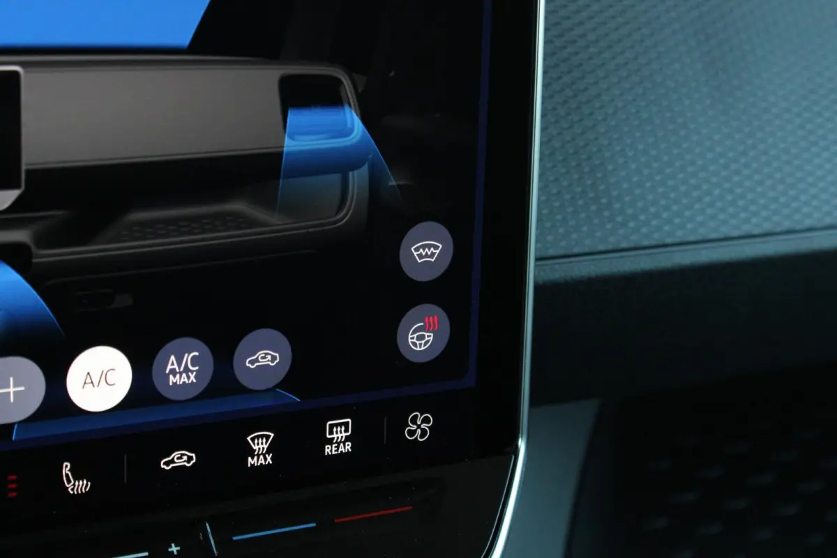 340pk Bulli Limited Edition 79 kWh 4MOTION | Climate Control | Stuurwiel Verwarmd