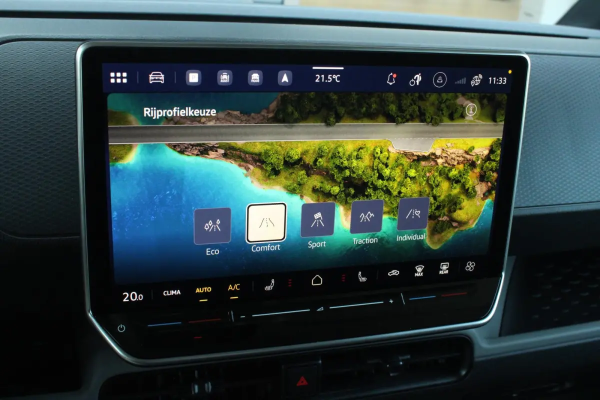 340pk Bulli Limited Edition 79 kWh 4MOTION | Climate Control | Stuurwiel Verwarmd