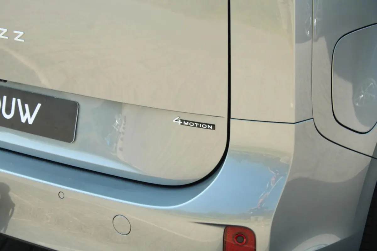340pk Bulli Limited Edition 79 kWh 4MOTION | Climate Control | Stuurwiel Verwarmd