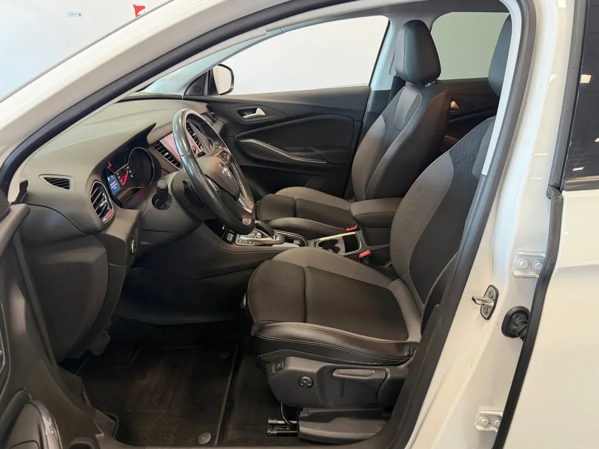 1.6 Turbo Hybrid|NAVIGATIE|CAMERA|CRUISE|ECC AIRCO