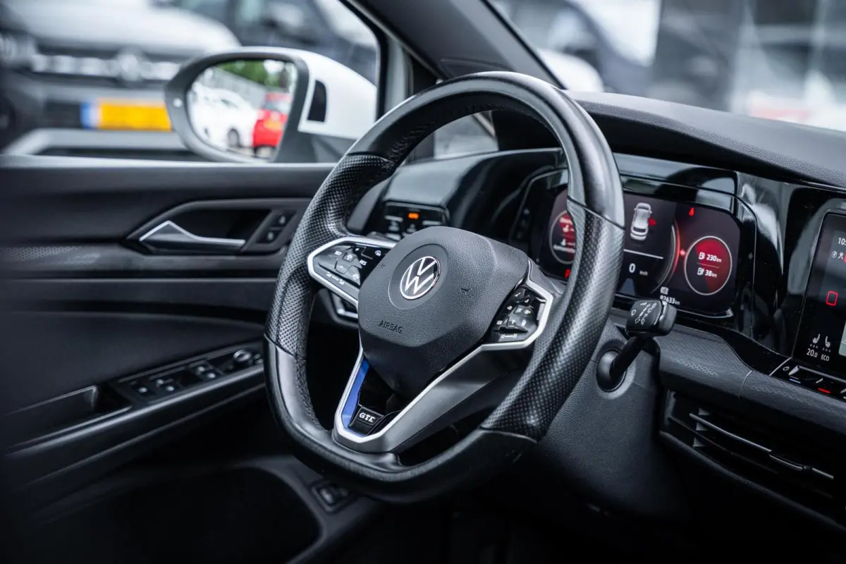 1.4 eHybrid GTE*PANO*IQ LIGHT*HEADUP*KEYLESS*